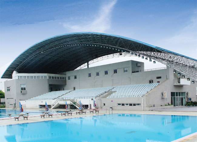 临江游泳馆网架